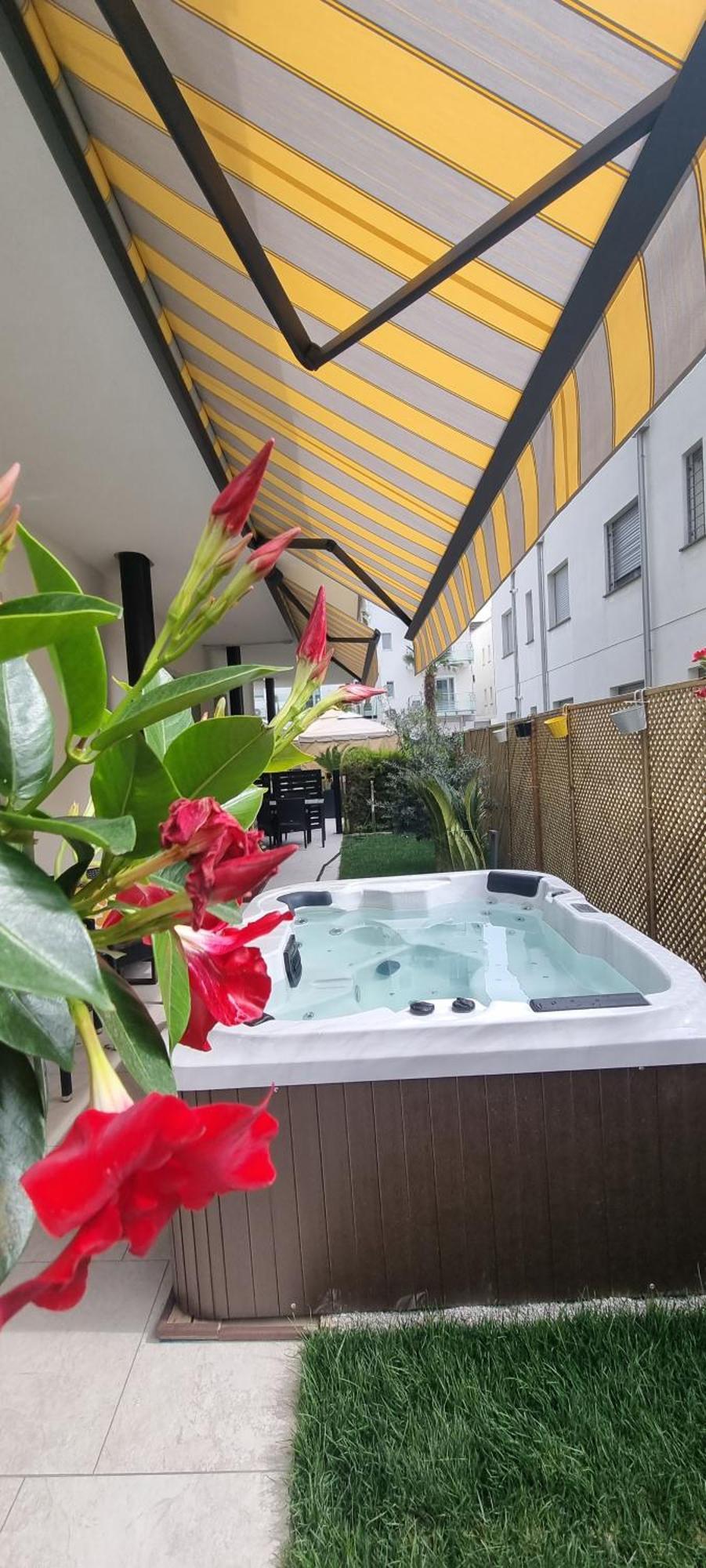 Rossini Hotel 4*