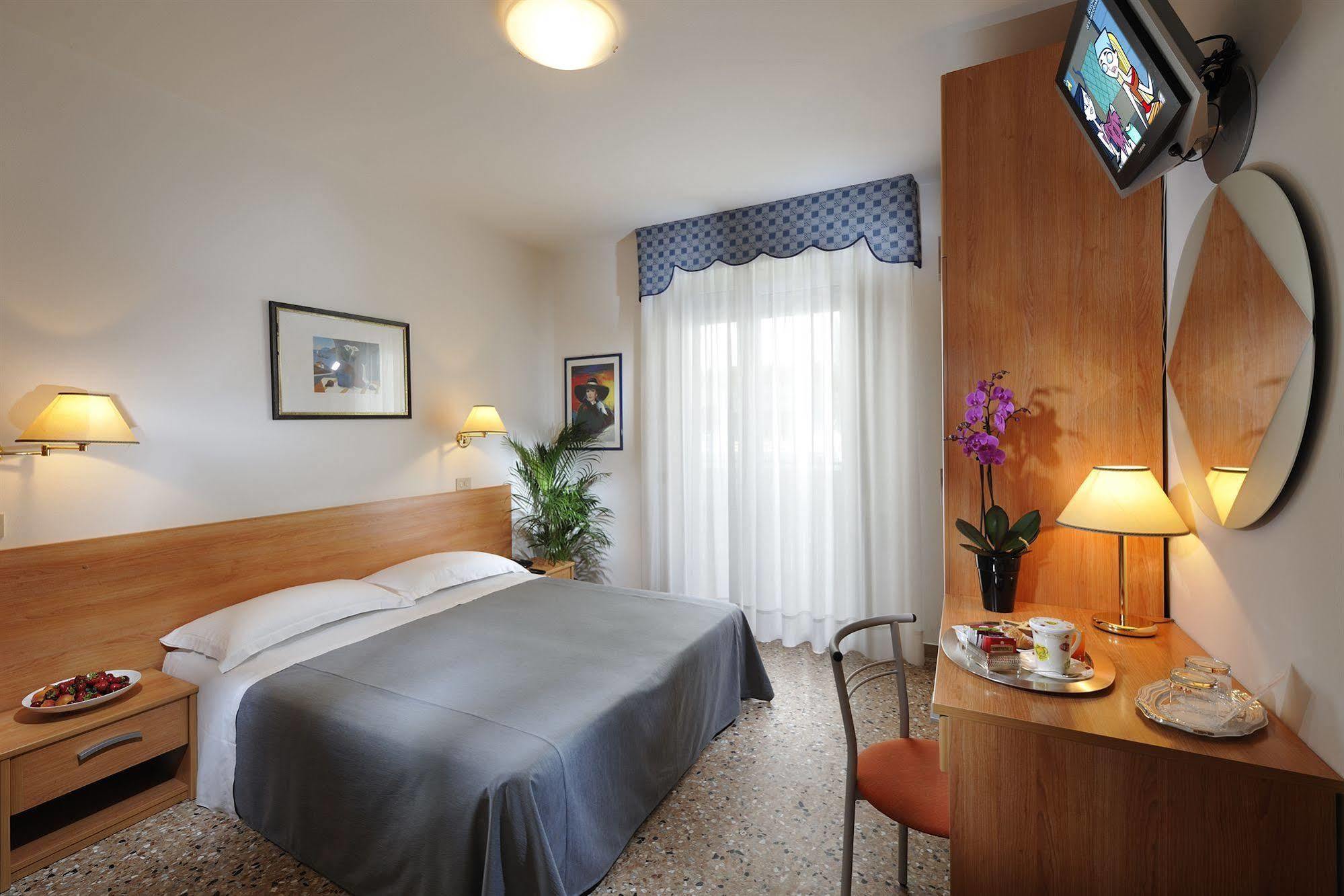 Rossini 4s Hotel 4*